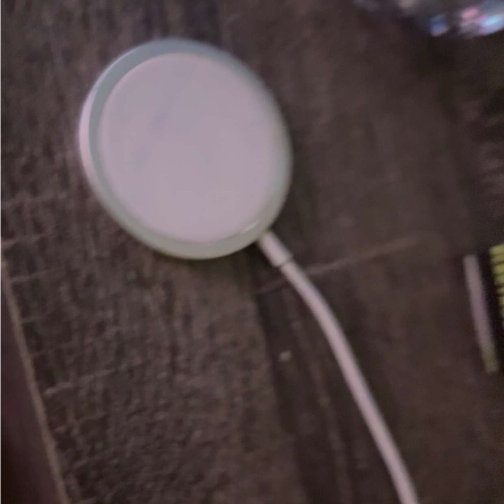 Peters Wireless Charging Pad